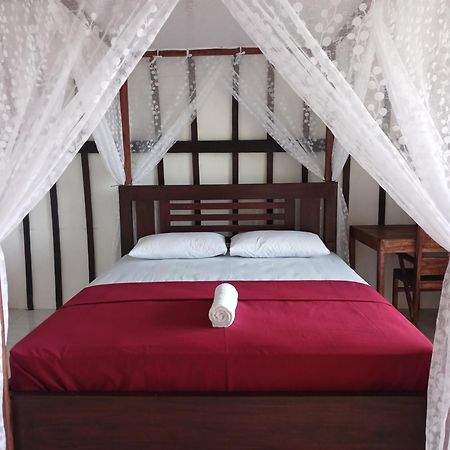 Alen'S Stay&Surf Airsatang Экстерьер фото