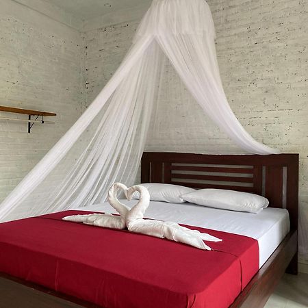 Alen'S Stay&Surf Airsatang Экстерьер фото